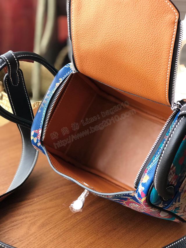 Hermes女包 愛馬仕手提包 Lindy包 絲巾 lindy26cm 愛馬仕肩背包  td1239